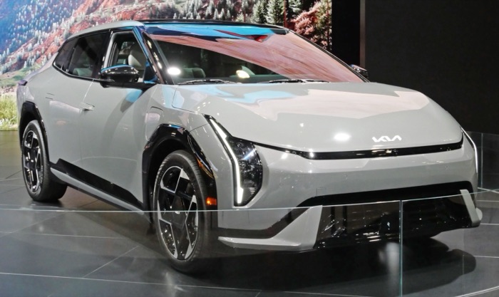 Kia EV4
