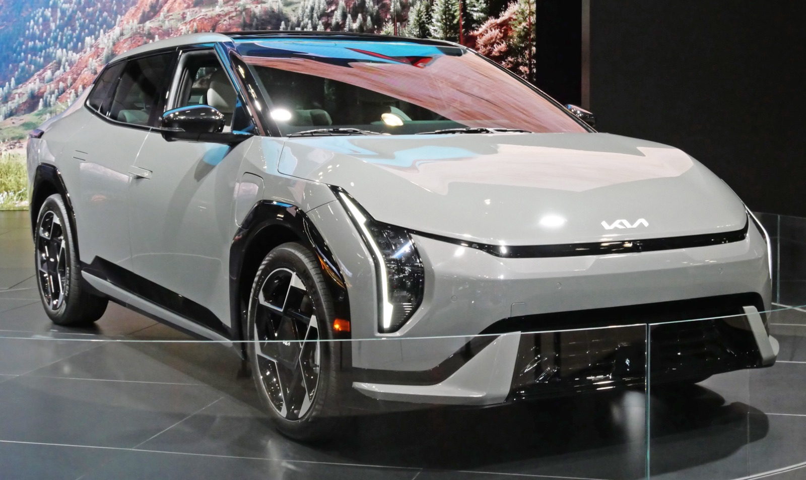 Kia EV4
