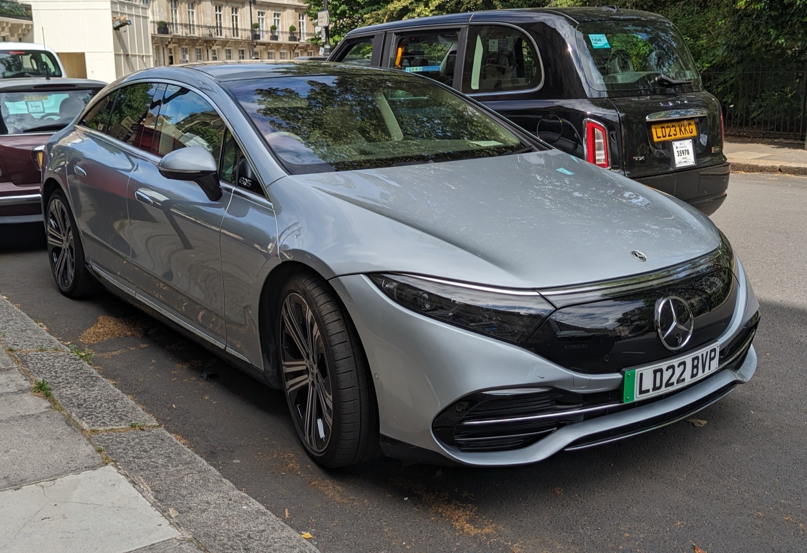 Mercedes EQS