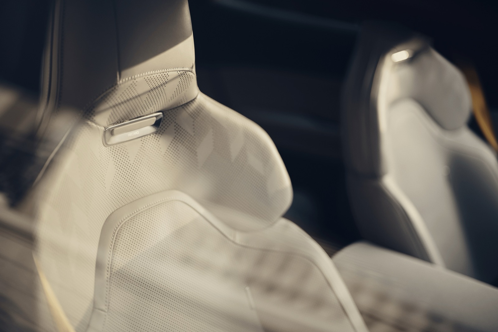 Polestar 5 — image 4