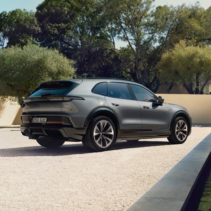 Porsche Cayenne Electric